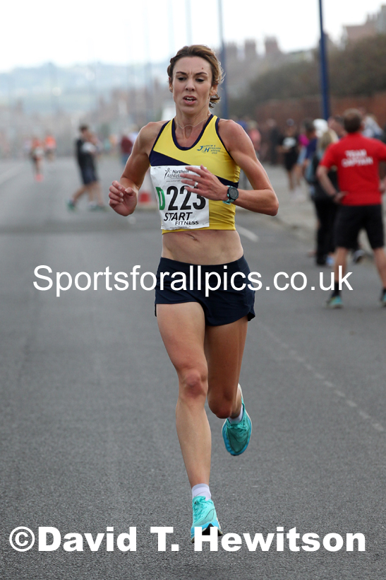 Senior womens 4 stage relay, 2021 Northern 6 and 4 Stage and Young Athletes Road Relays, Redcar. Photo: David T. Hewitson/Sports for All Pics